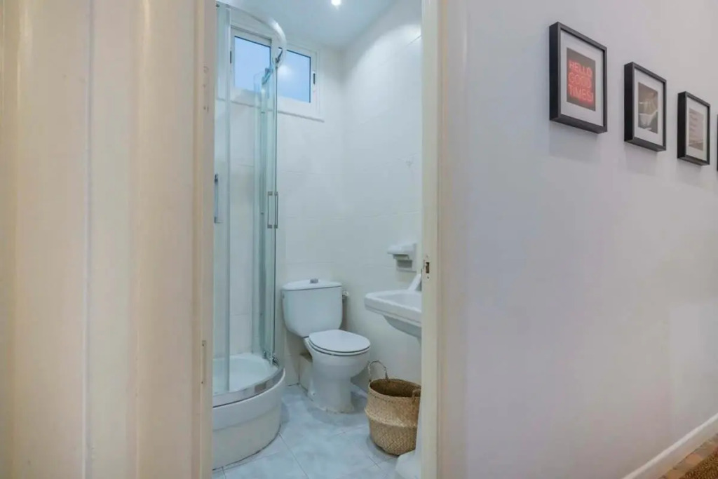 Elegant 4 bedrooms 3 bathrooms Catalan home