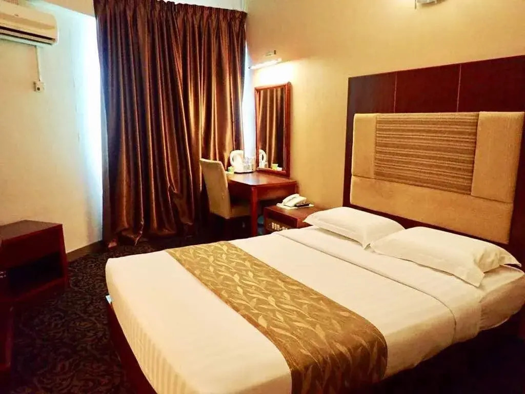 Greenleaf Hotel