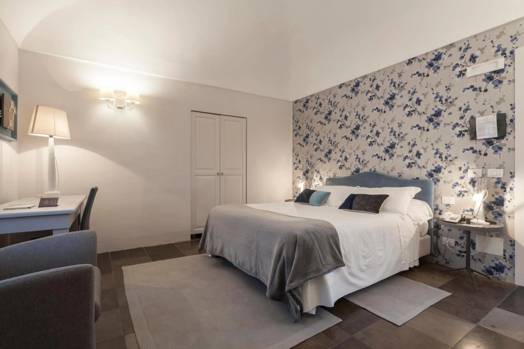Locanda Don Serafino Historical Boutique Hotel