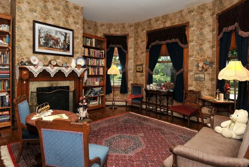 Victorian Loft Bed and Breakfast