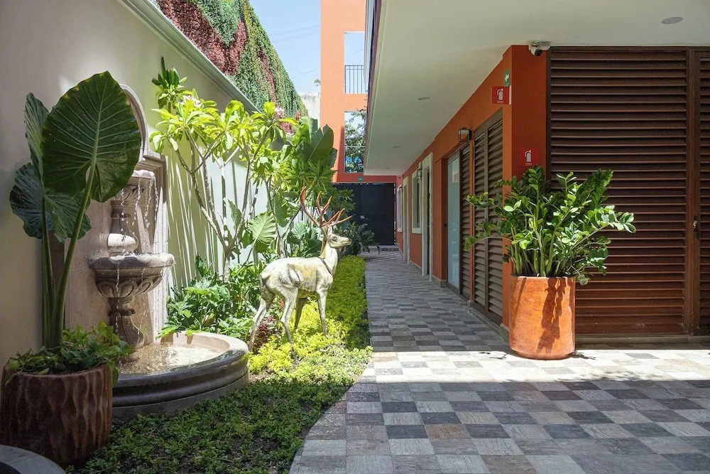 Gran Vila Nai Boutique Hotel