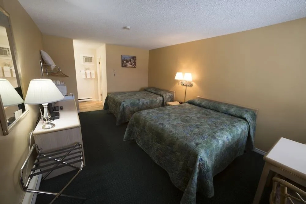 Westwood Motel 100 Mile House