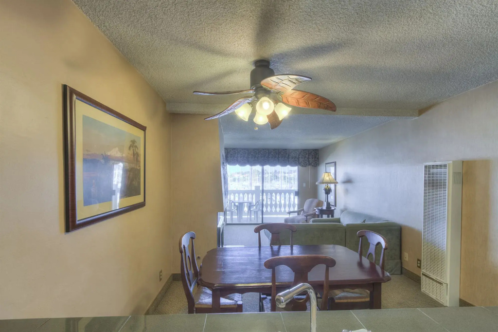 Oceanside Marina Suites - A Waterfront Hotel