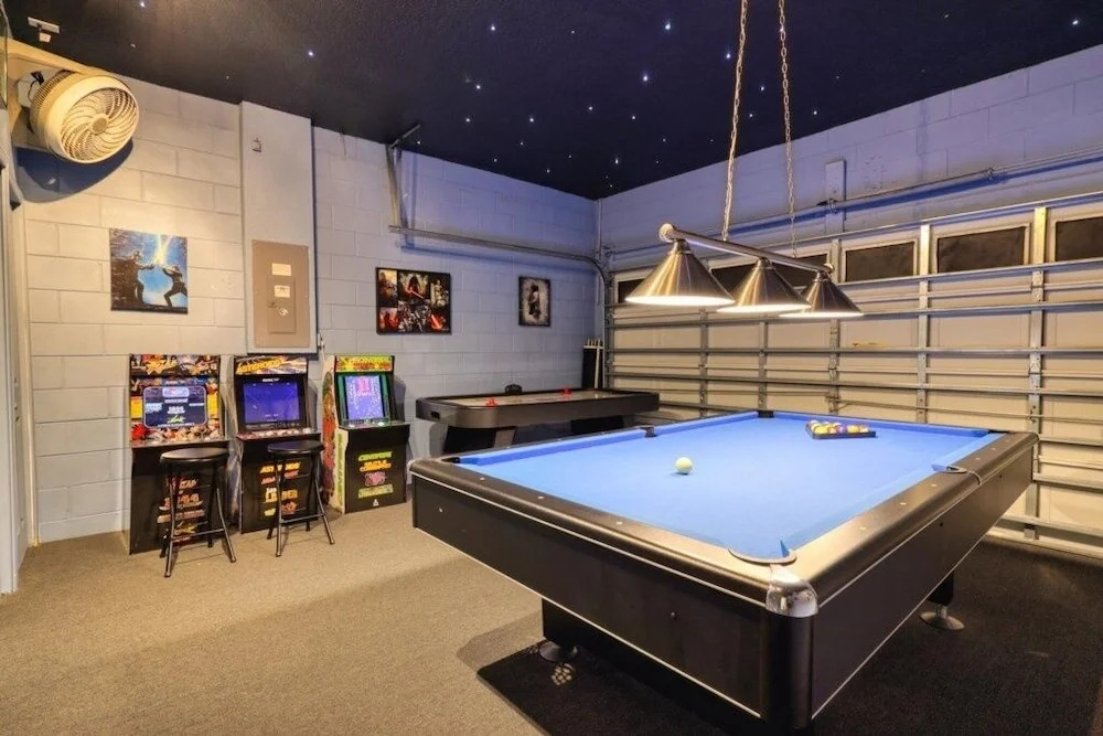 4 bedrooms pool home Highlands Reserve