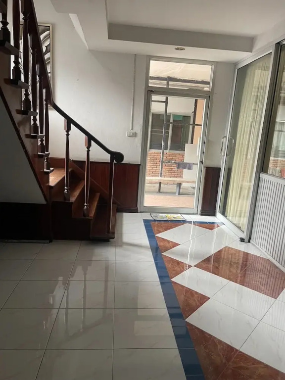 Home rama4 near bts thong lor