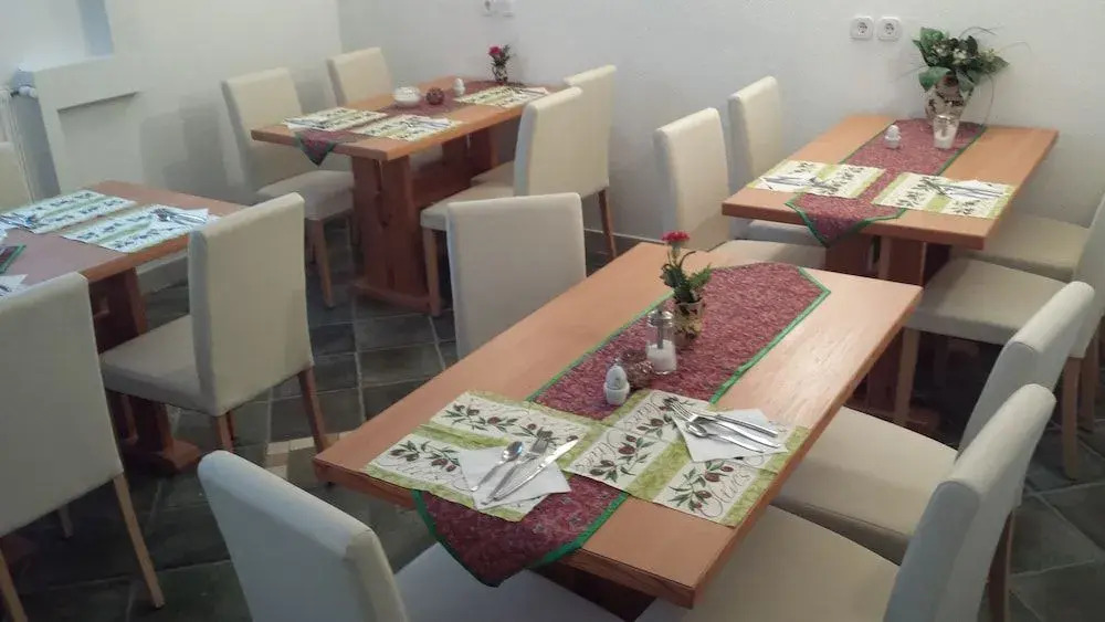 Mamas House 7min from Airport
