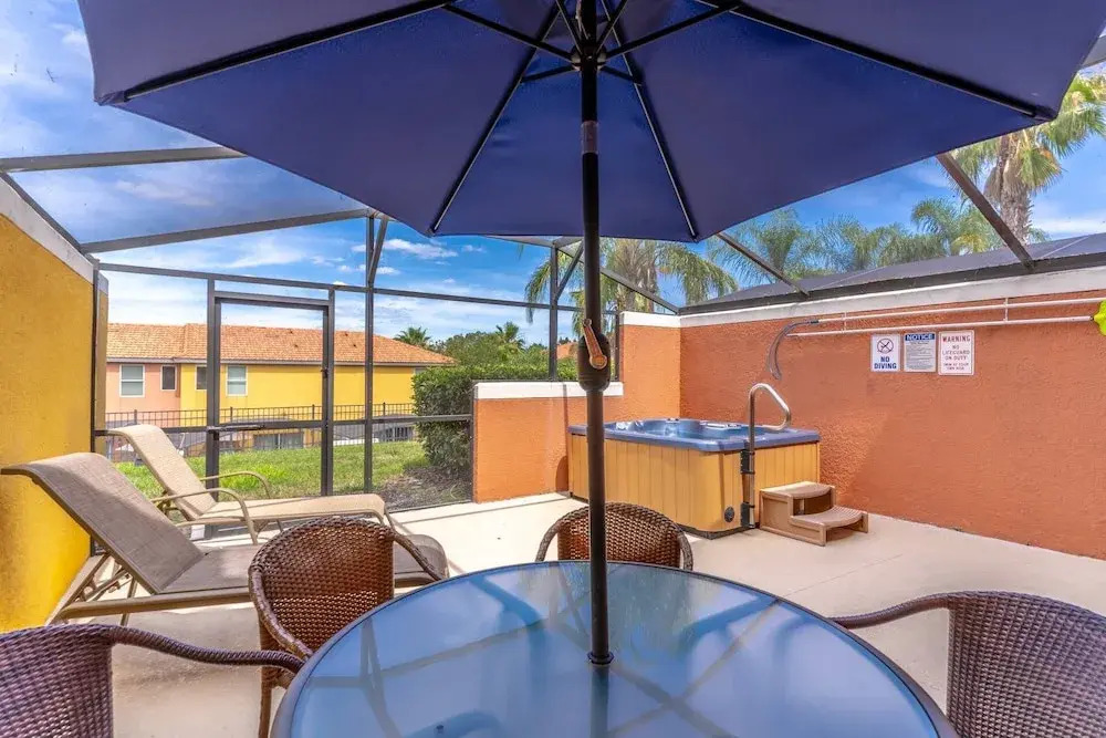 3027 Encantada