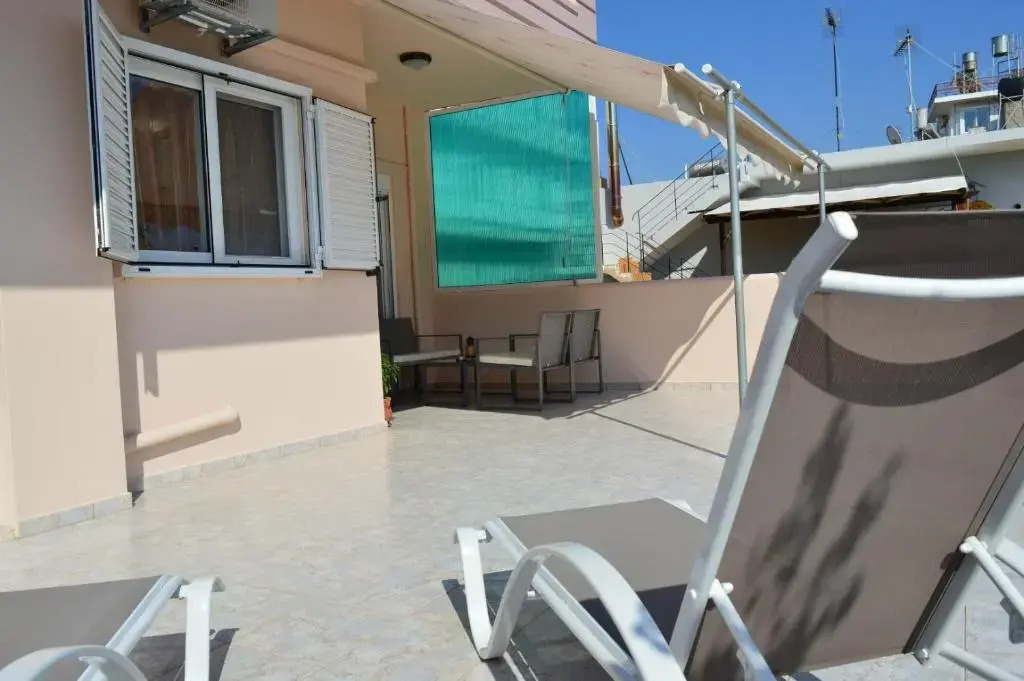 Roula's Apartment 1
