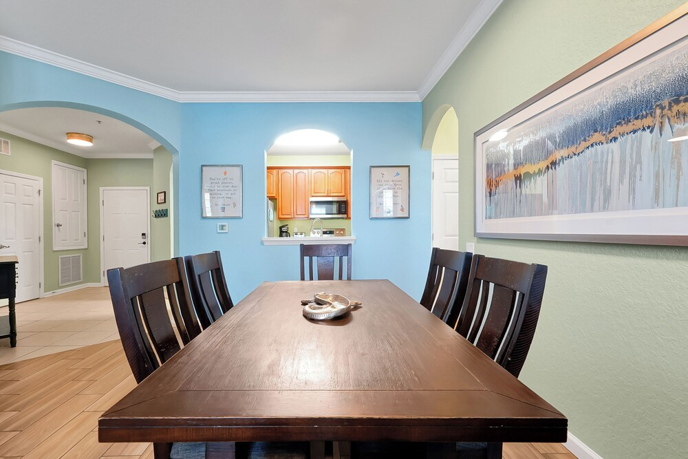 Beautiful Family Townhome, Near The Parks - 8000-104