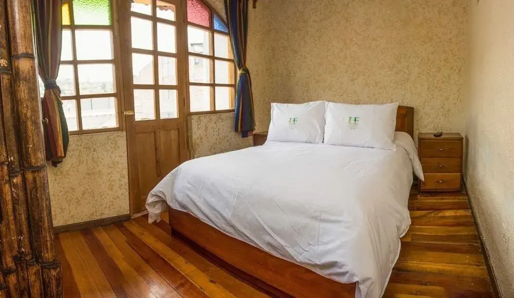 Hotel Flores
