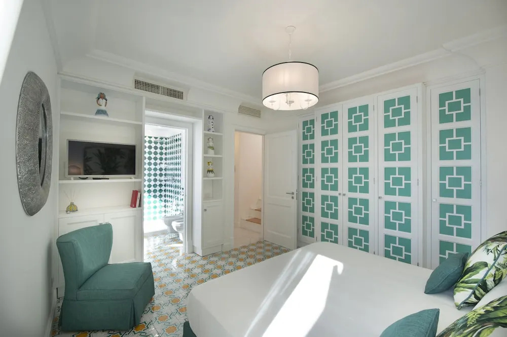 My Exclusive Italy - Exclusive Villa in Praiano with Pool & View