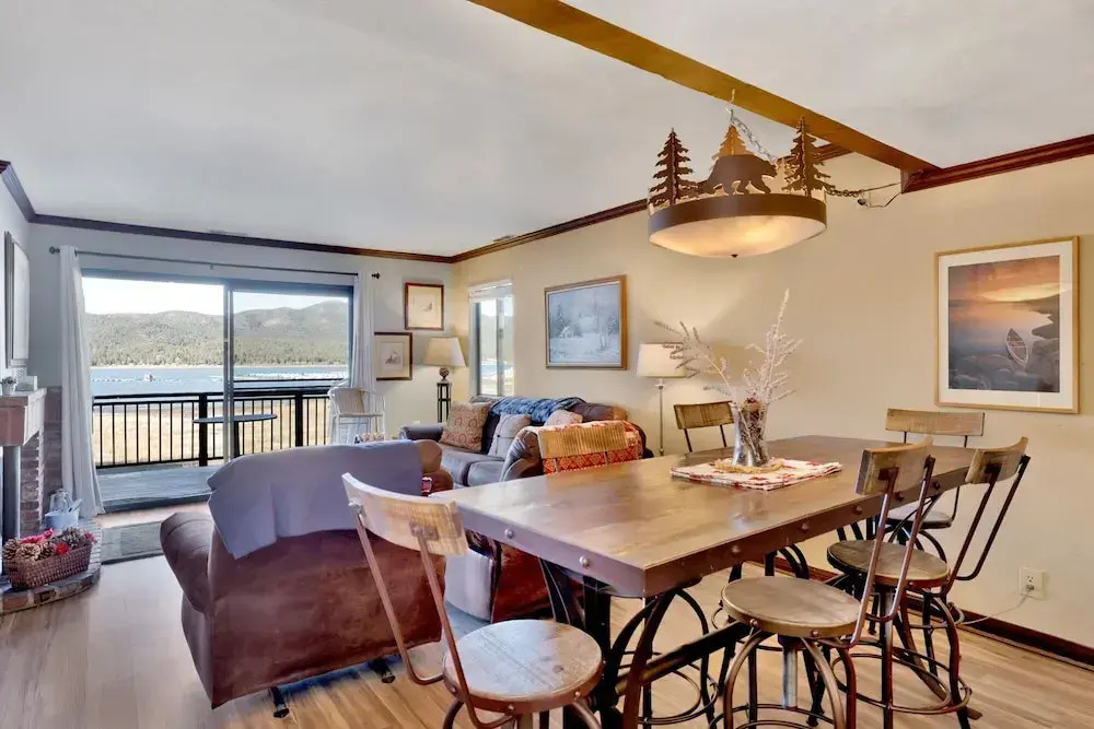 2174-forest Shores Lakefront Condo 3 Bedroom Home by RedAwning