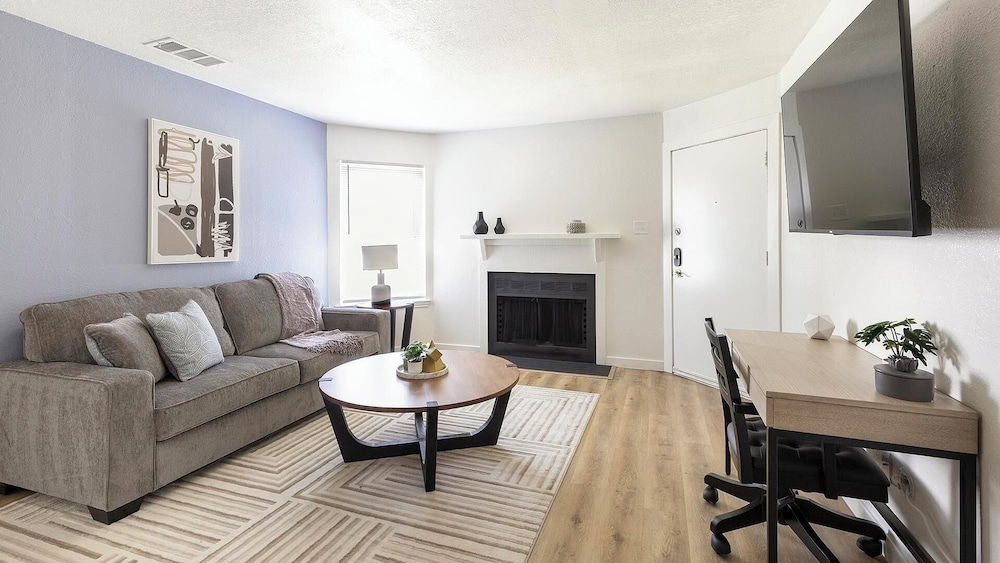 Landing Apartments Near CVC