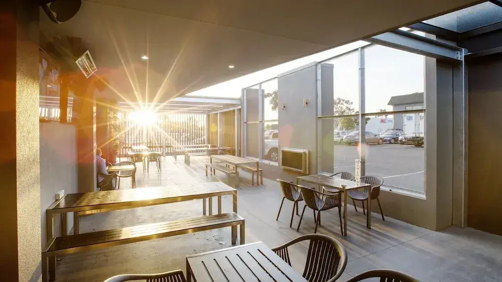 Skyways Hotel Airport West