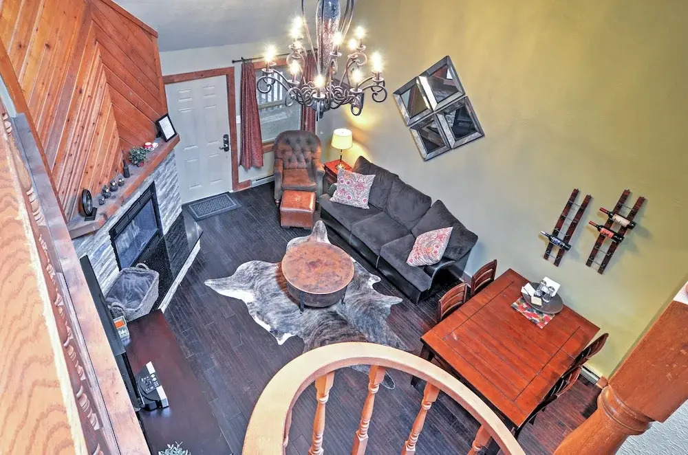 Angel Fire Condo w/ Fireplace: Half-mi to Ski Lift