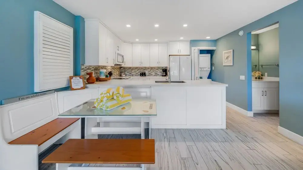 Kahana Sunset B5b 1 Bedroom Condo by Redawning