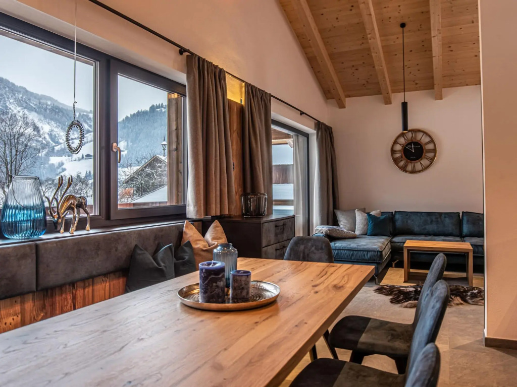 Chalet in Wald Near Krimml Waterfalls