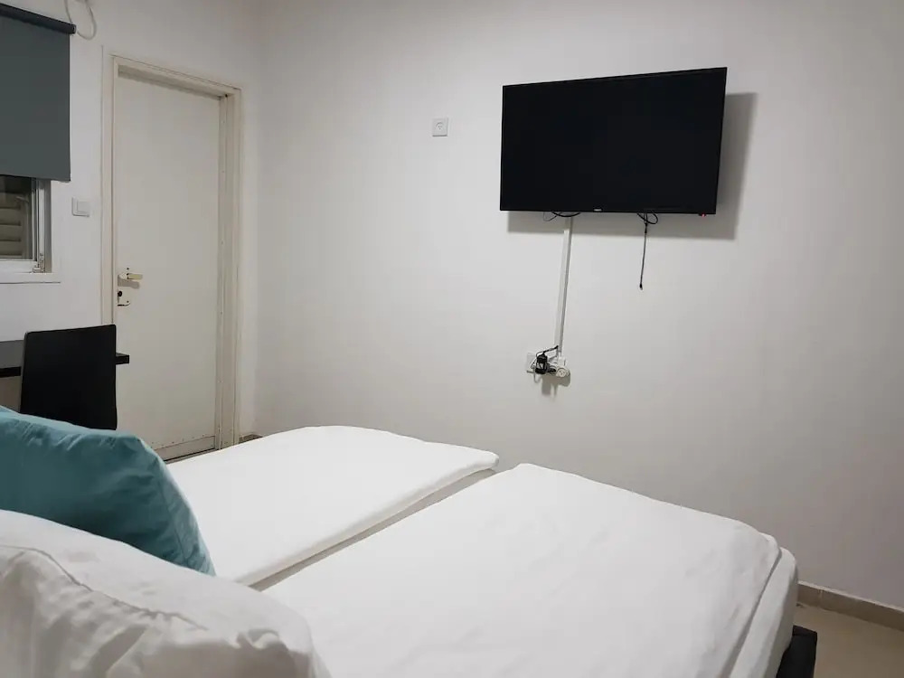 Airport Guest House