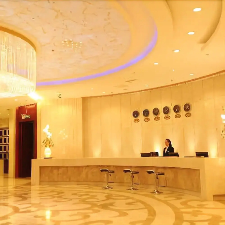 Starway Hotel