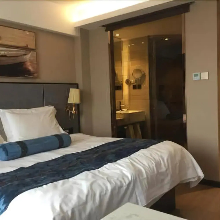 Yitel Hotel
