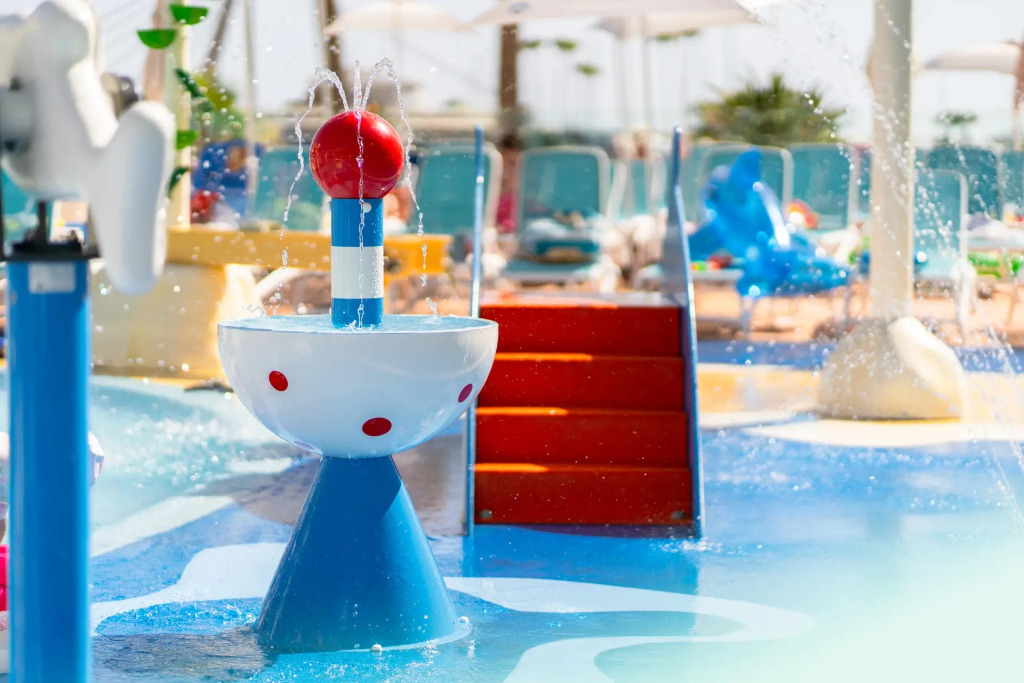HOVIMA La Pinta Beachfront Family Hotel