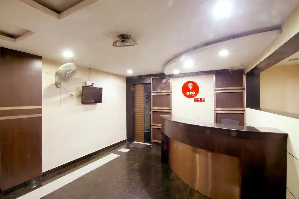 OYO Flagship 9131 Hotel Apsara