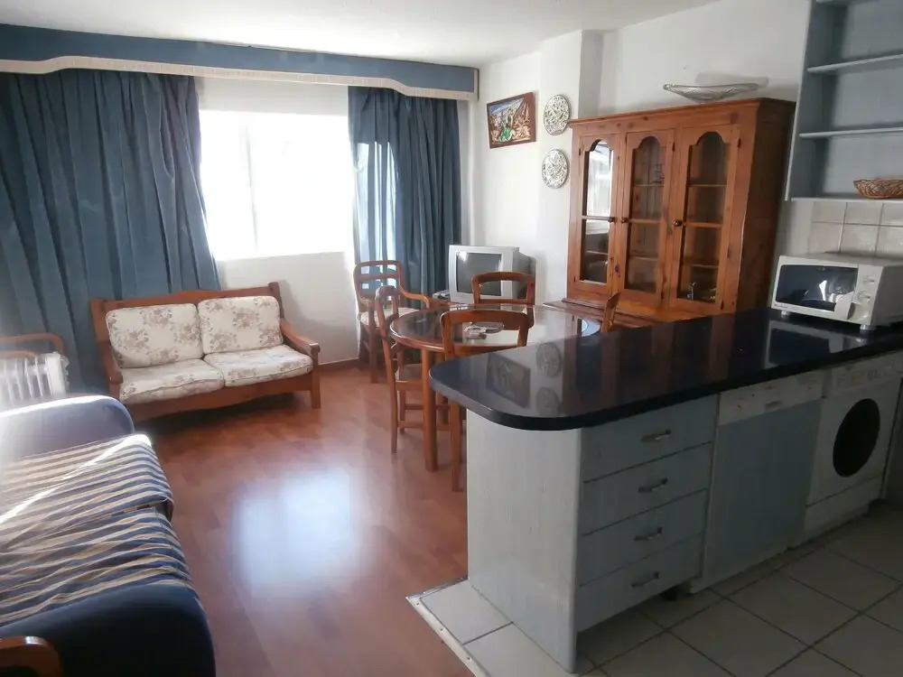 Central 100 Meters From the ski Lifts, With Terrace and Wifi