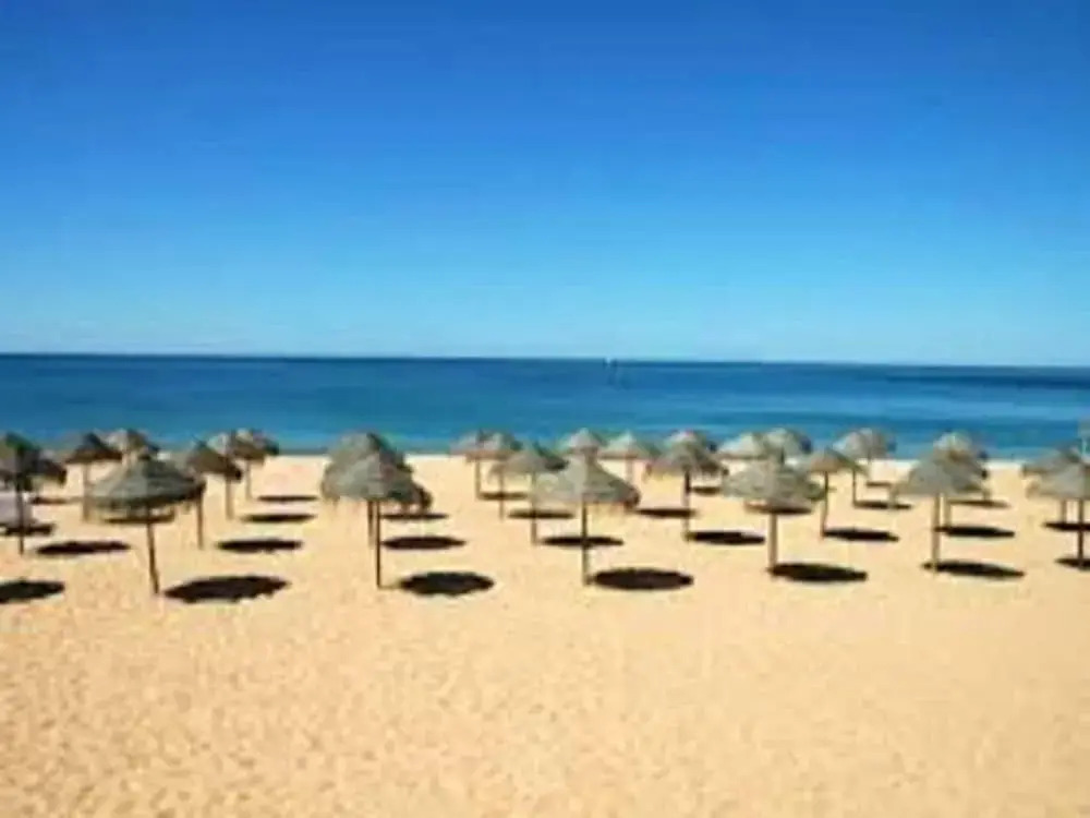 Apartment With one Bedroom in Quarteira, With Wonderful sea View, Shared Pool, Balcony - 50 km From the Beach