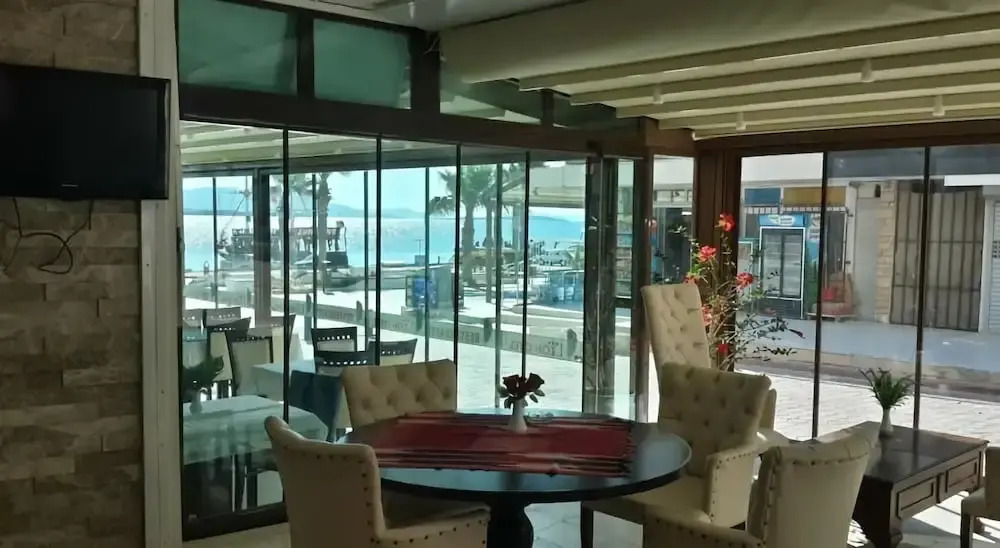 Lion Otel