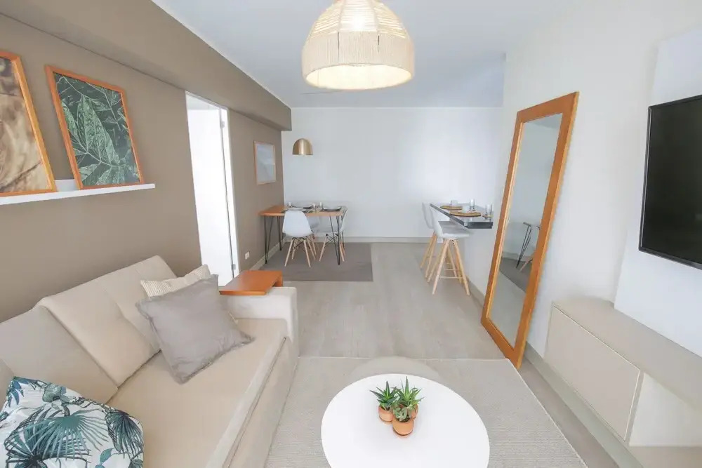 Trendy Host MID - Miraflores