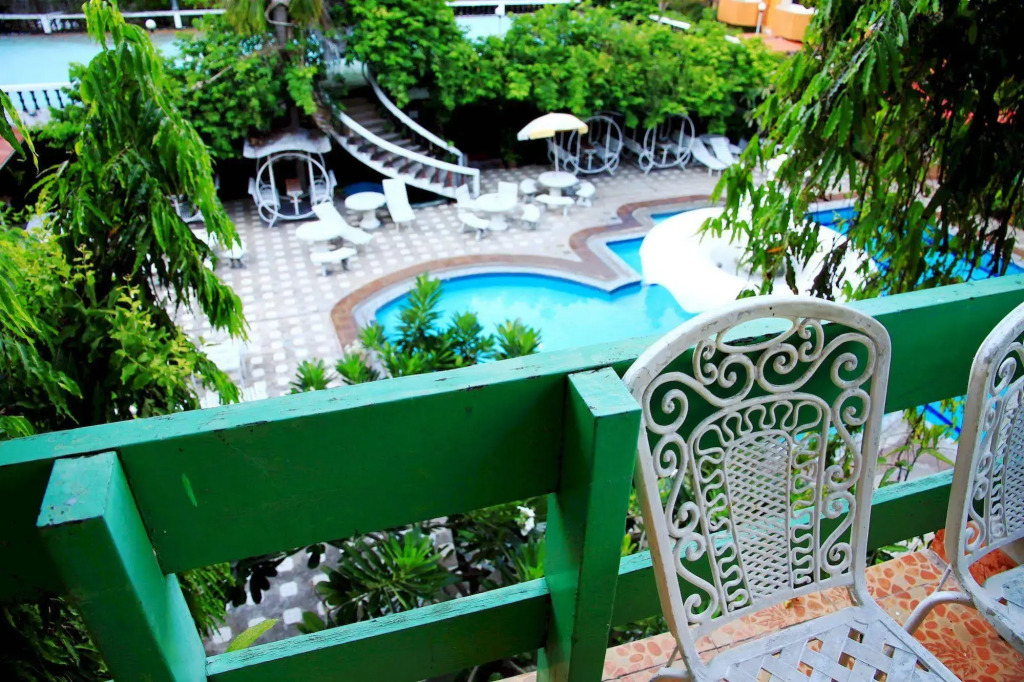 Seashore Pattaya Resort