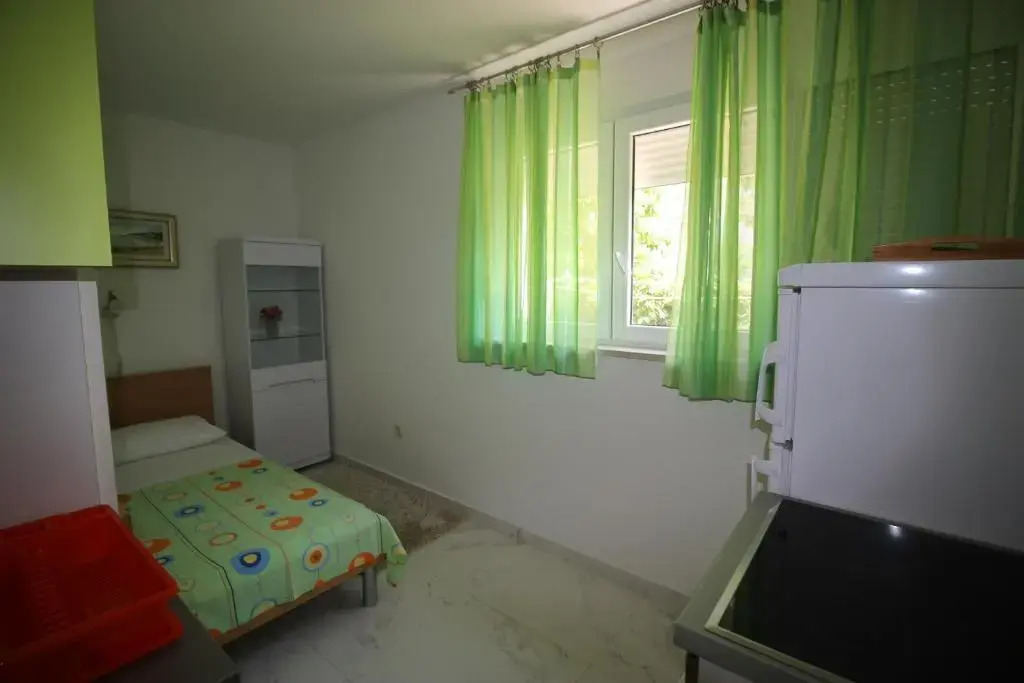 Meje Apartments