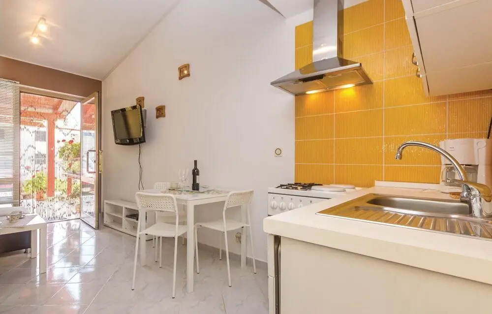 Awesome Home in Fazana With Wifi and 1 Bedrooms