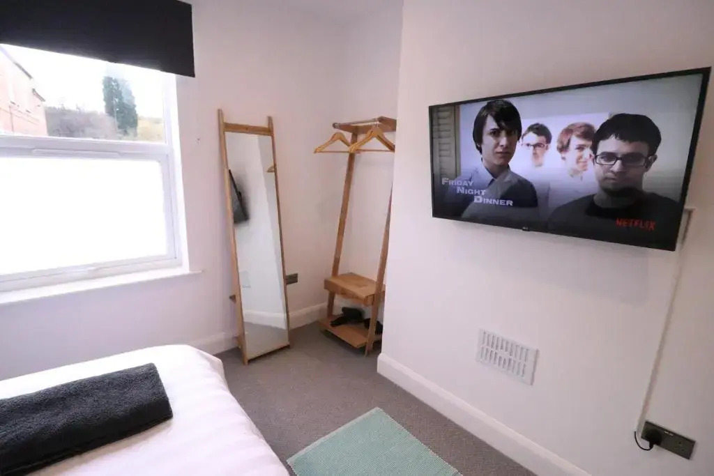 Amaya Six - Beautifully renovated with the latest tech & FAST Wi-Fi