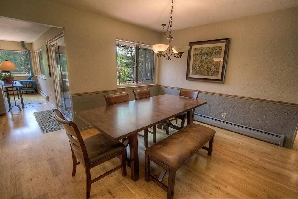 Meadowview Hideaway by Lake Tahoe Accommodations