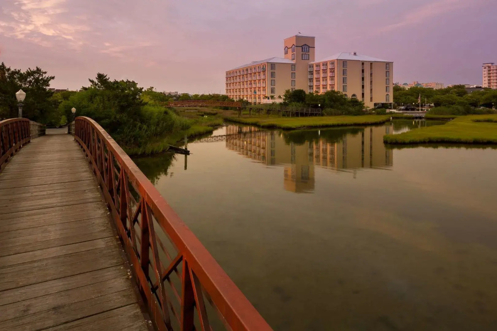 Coconut Malorie Resort Ocean City, an Ascend Collection Hotel