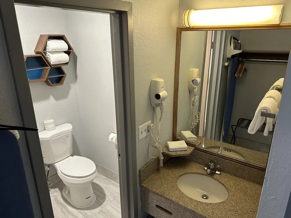 Red Roof Inn Auburn Hills