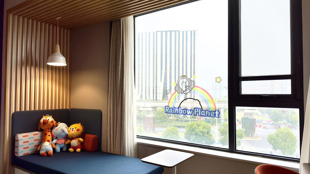 Holiday Inn Express Shanghai Kangqiao by IHG