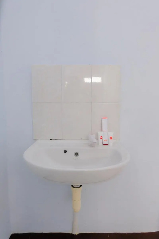 Hotel Nugraha By OYO Rooms