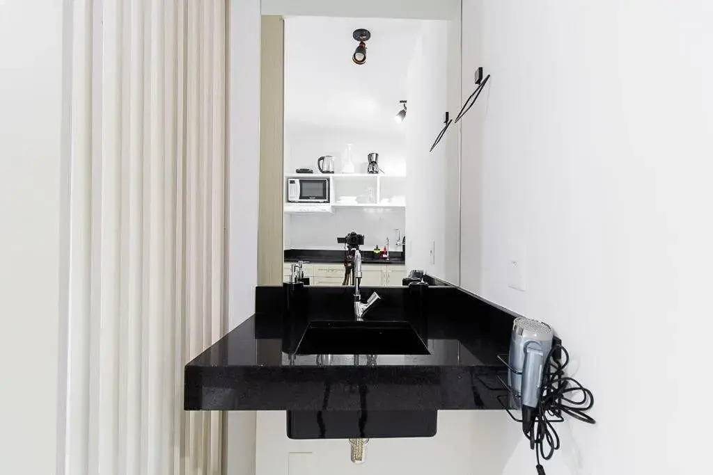 Studio Hub Vila Madalena, Perto Metrô V. Madalena