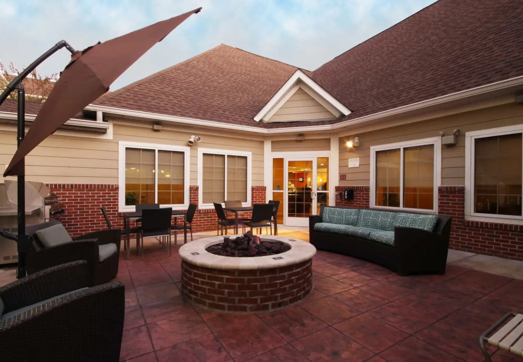 Bridgeway Suites Houston Iah North