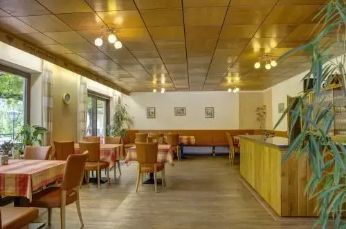 Weinhaus Hirschen Bruttig
