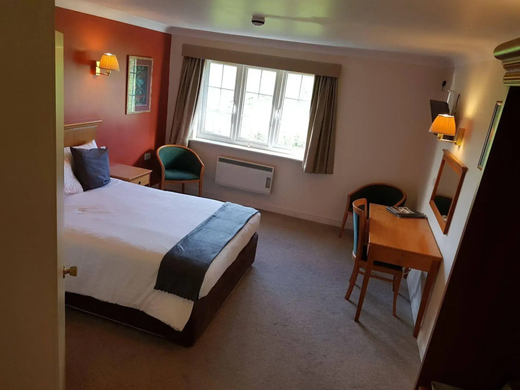 New Forest Lodge