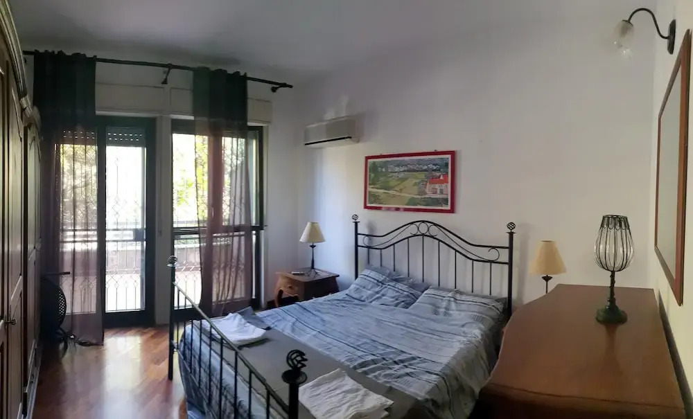 Apartment with 2 Bedrooms in Palermo, with Furnished Balcony And Wifi - 970 M From the Beach