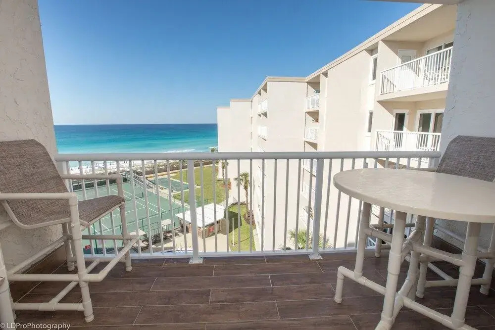 Holiday Surf & Racquet 614 2 Bedroom Condo by RedAwning