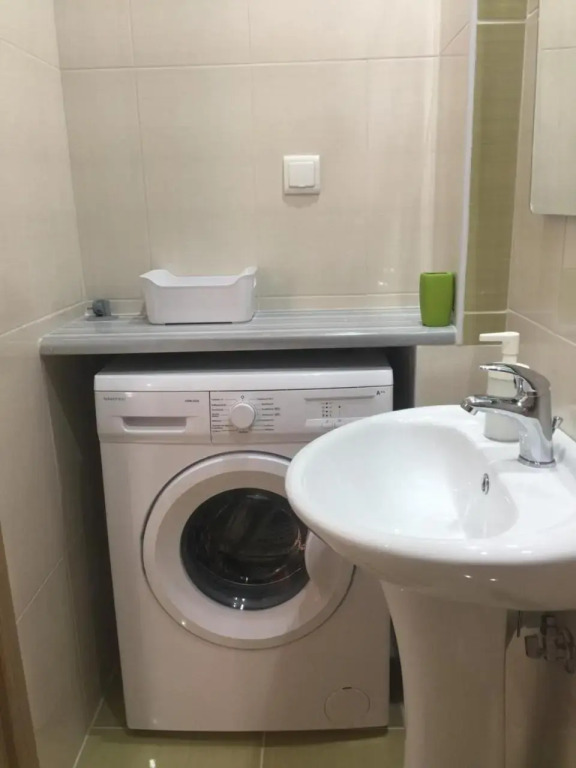 Corinth Beach Apartment and Hostel