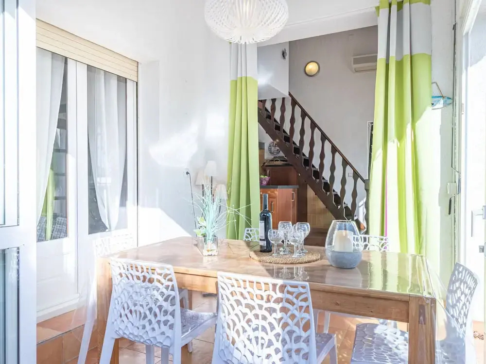 Charming Holiday Home in Empuriabrava With Pool
