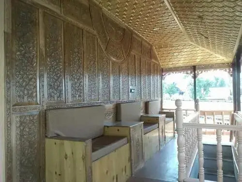 Houseboat 1002 Nights