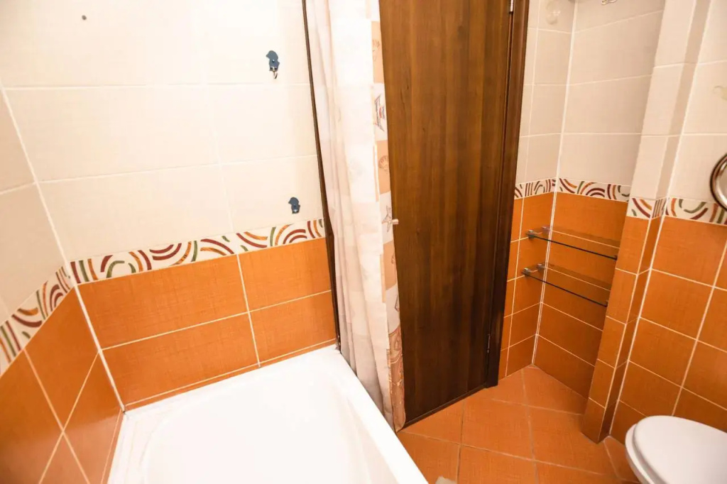 Michurina 15 Chetyrehkomnatnye apartamenty rjadom s KemGU