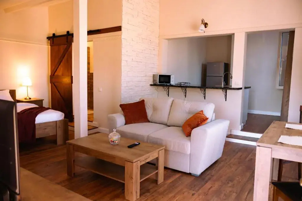 Mediterana Studio next to Baile Felix